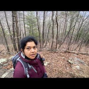 Meet your Posher, Yanira